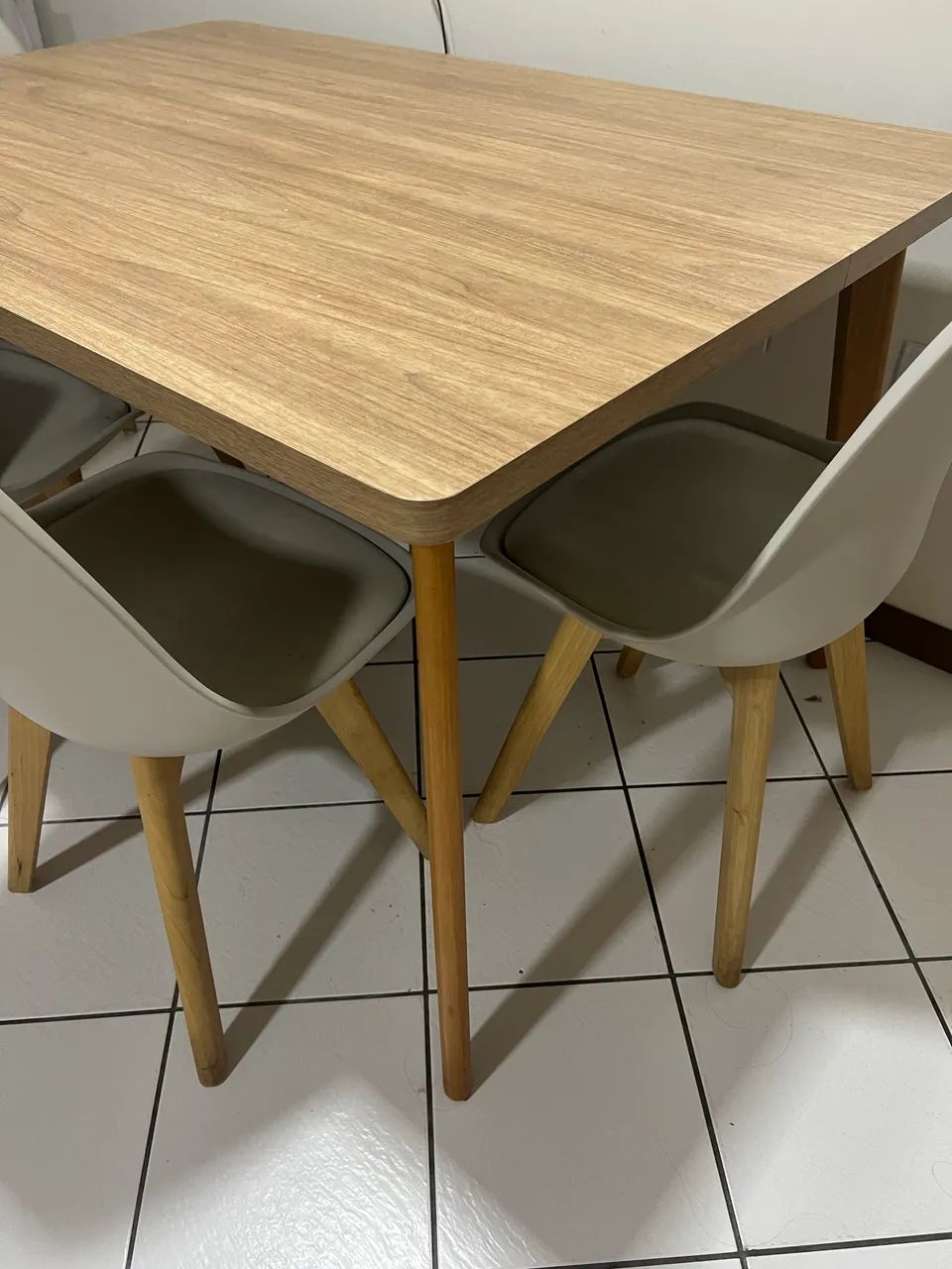 Mesa de jantar com 4 cadeiras - Foto 2