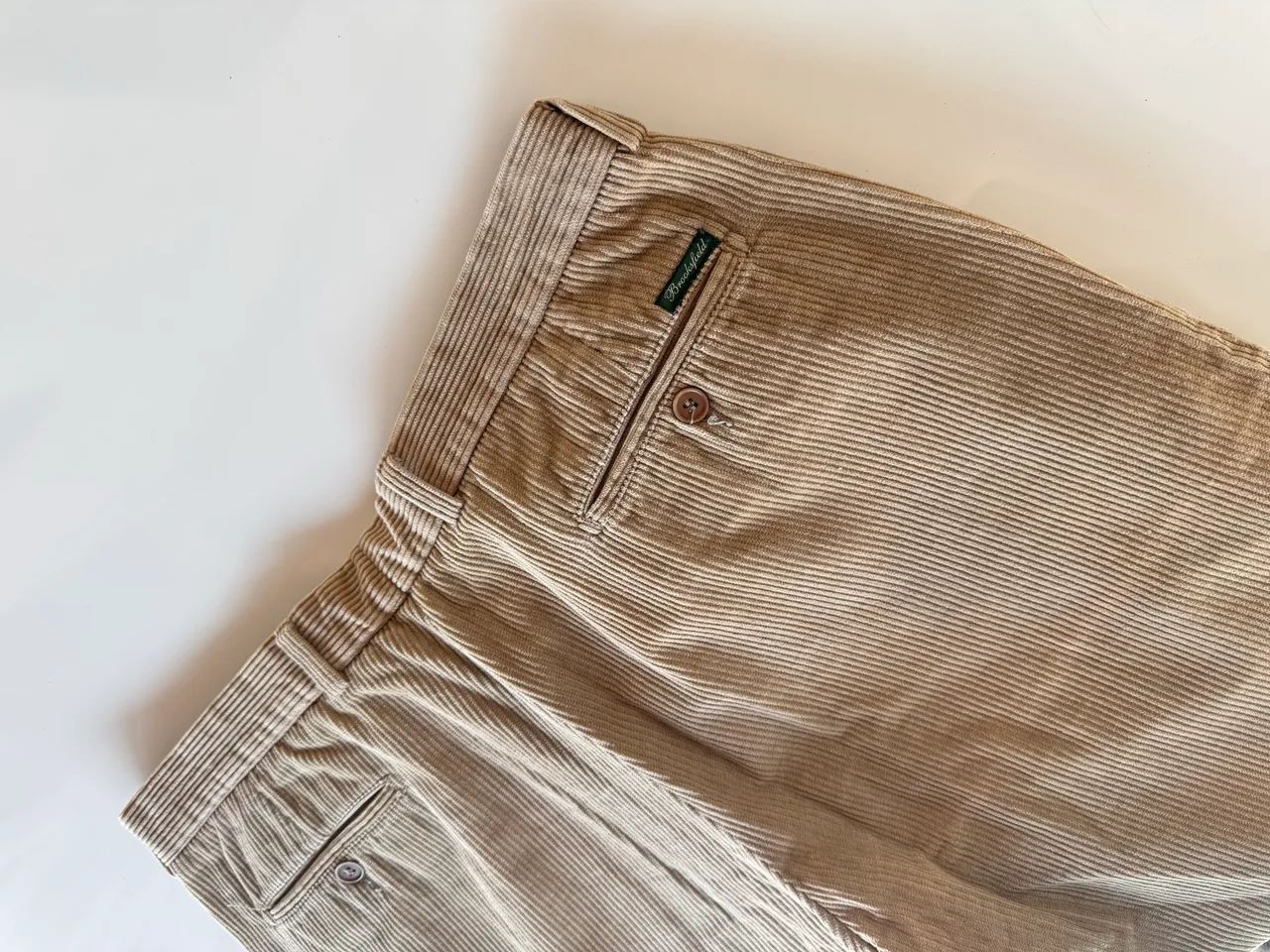 Calça brooksfield cortele veludo bege 