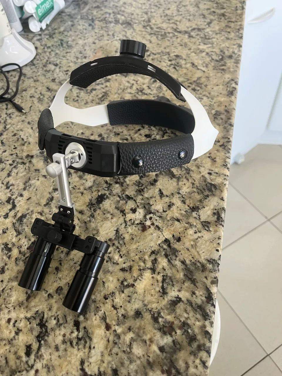 Lupa odontológica / médica / laboratorial 5x de aumento Distância interpupilar ajustável  - Foto 4