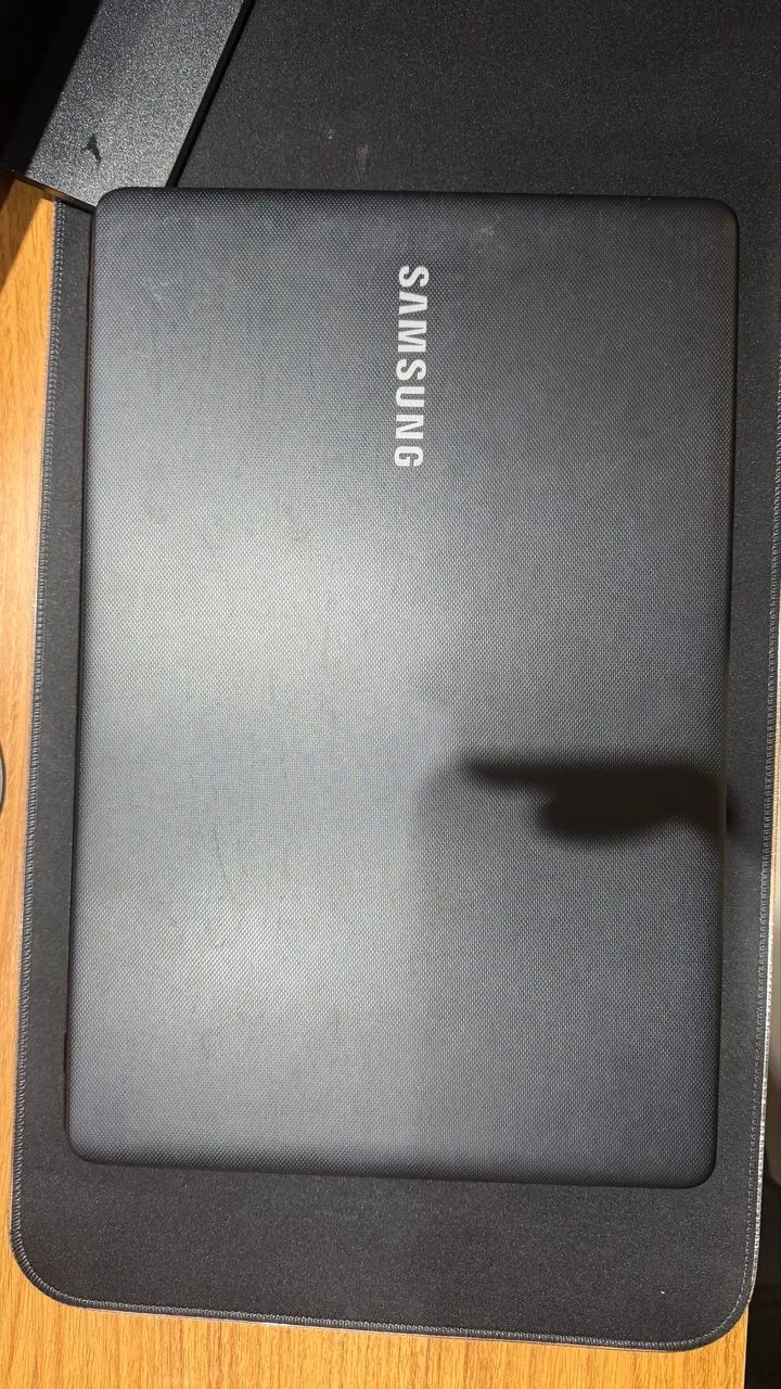 Notebook Samsung teclado e mouse de brinde  - Foto 3