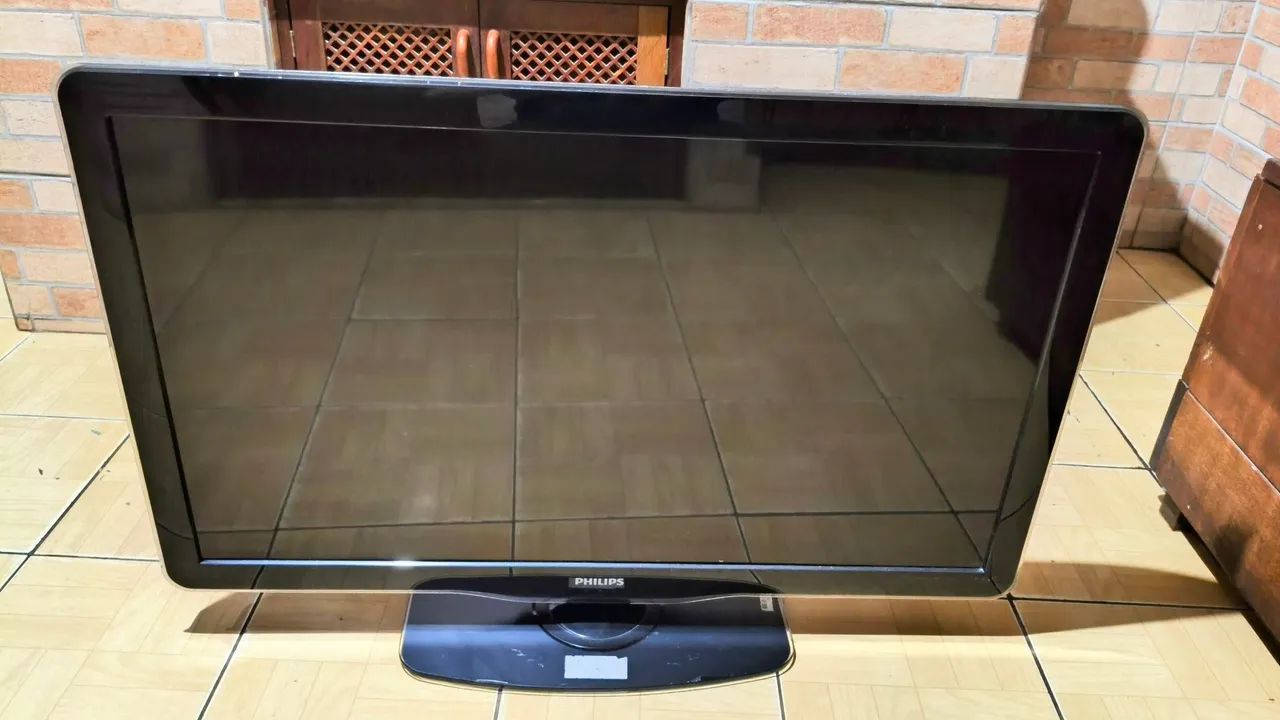 TV Phillips 40 AmbiLight Digital 