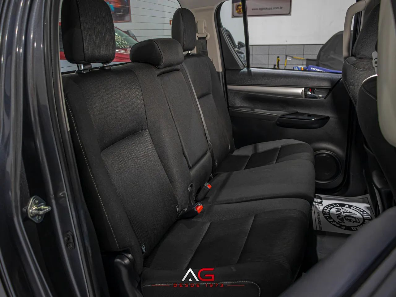 Toyota Hilux CD SR 4x4 2.8 TDI Diesel Aut., foto 13 de 19