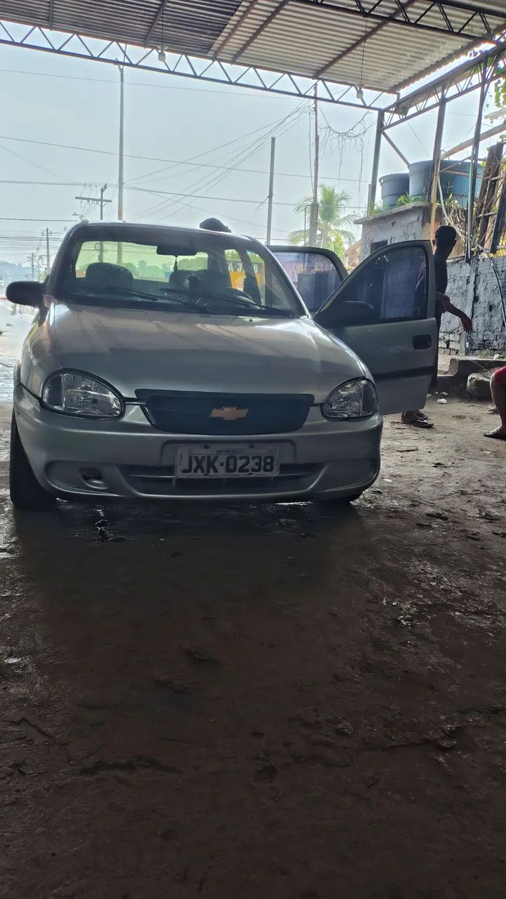 Chevrolet Corsa Corsa Sedan 1.0 MPFI 8V 71cv 4p 2004