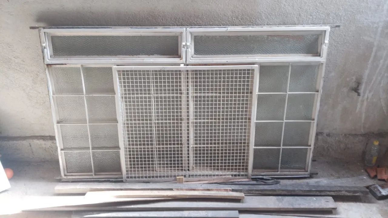 Janela de vidro usada  - Foto 2