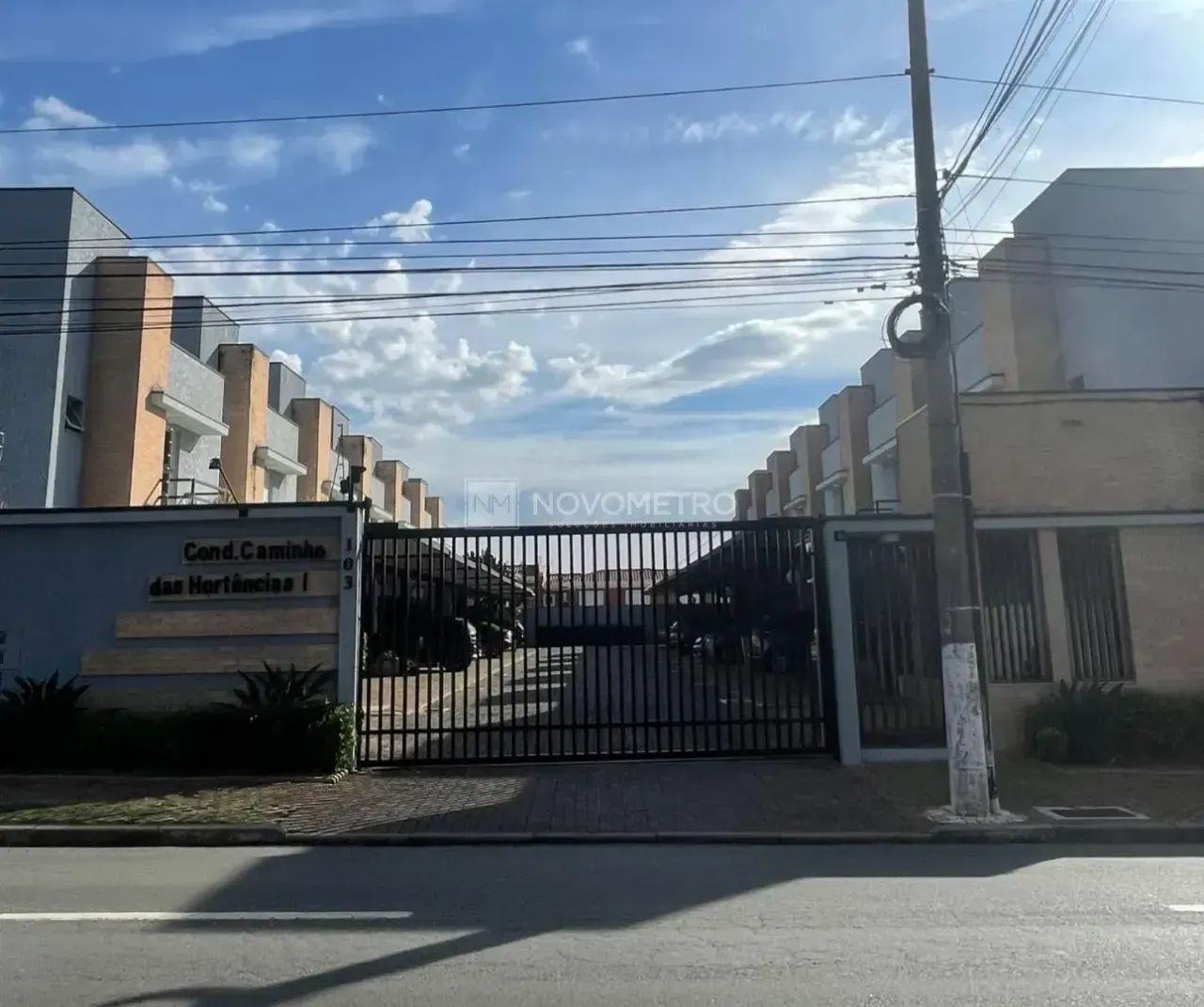 Casa de Condomínio para alugar com 3 quartos em Chácara Primavera com 107,08m²