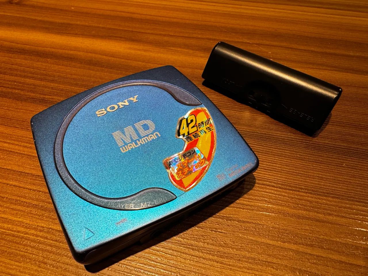 MD Walkman Sony MZ-E80 azul, player MiniDisc japonês 1999