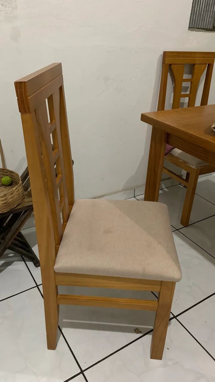Mesa de Madeira semi nova  - Foto 3