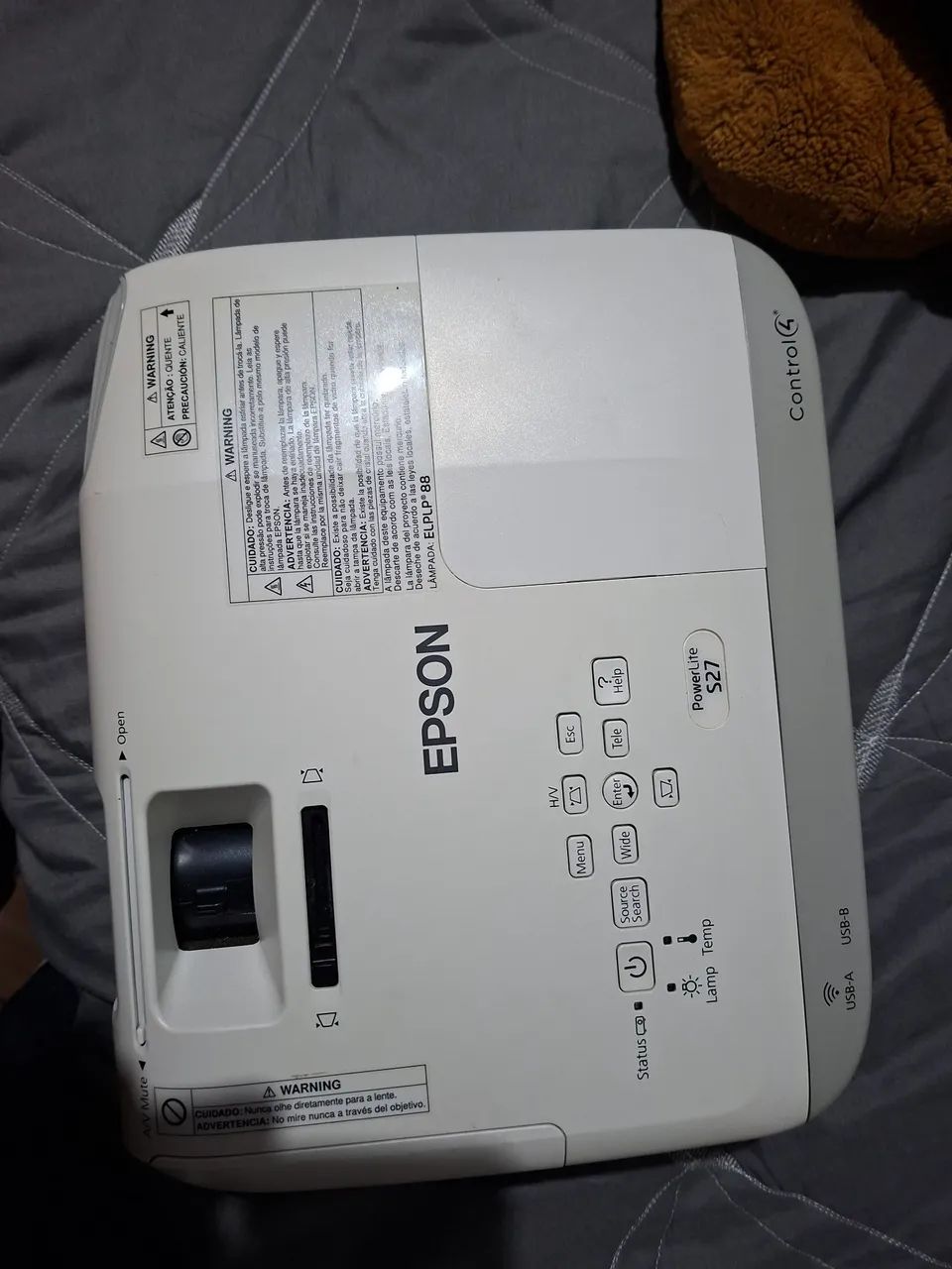 Projetor epson S27 valor 2.000  - Foto 3