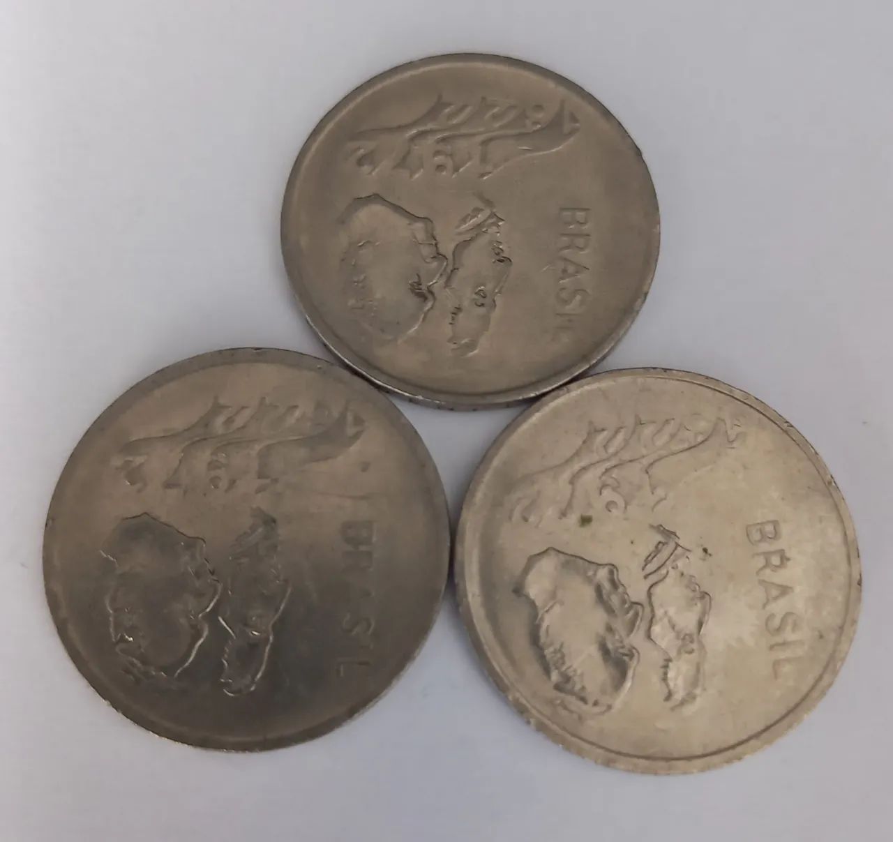 Lote c/ 3 Moedas 1 Cruzeiro Sesquicentenario da Independência  - Foto 2