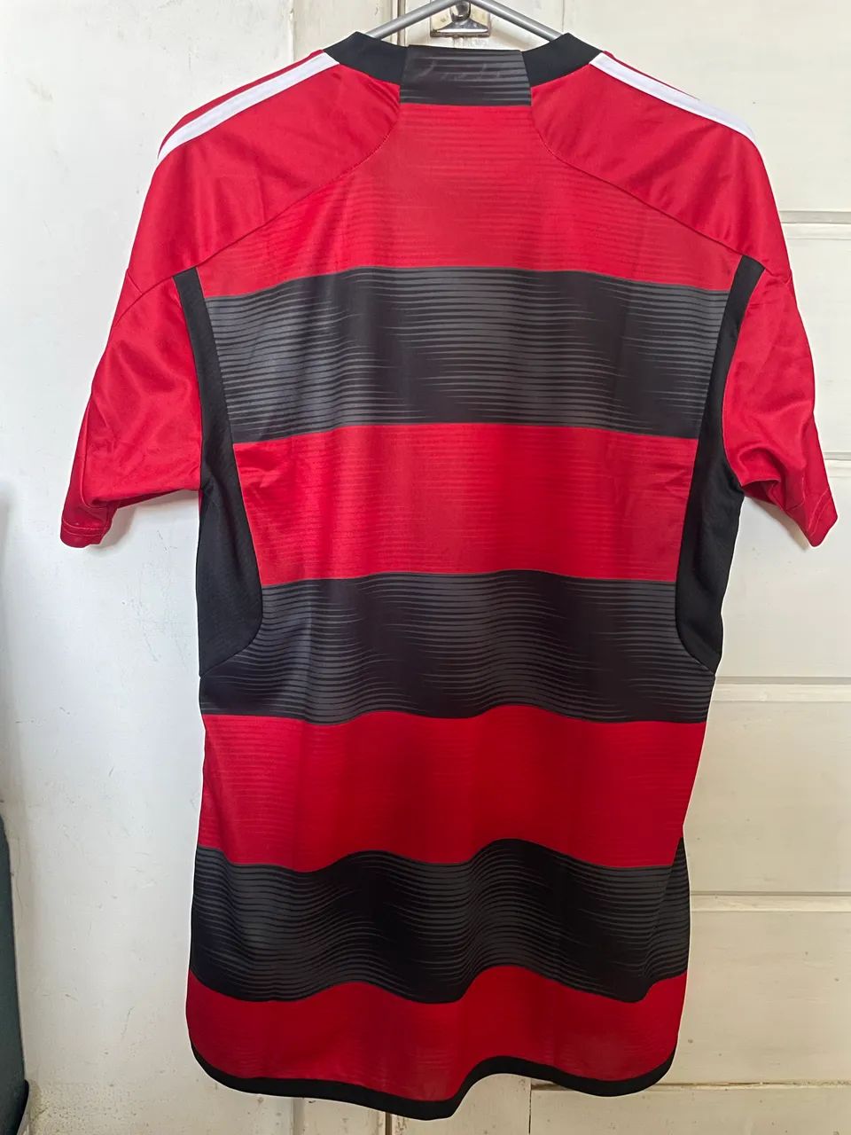 CAMISA OFICIAL FLAMENGO HOME 2023/2024 TAMANHO M  - Foto 3