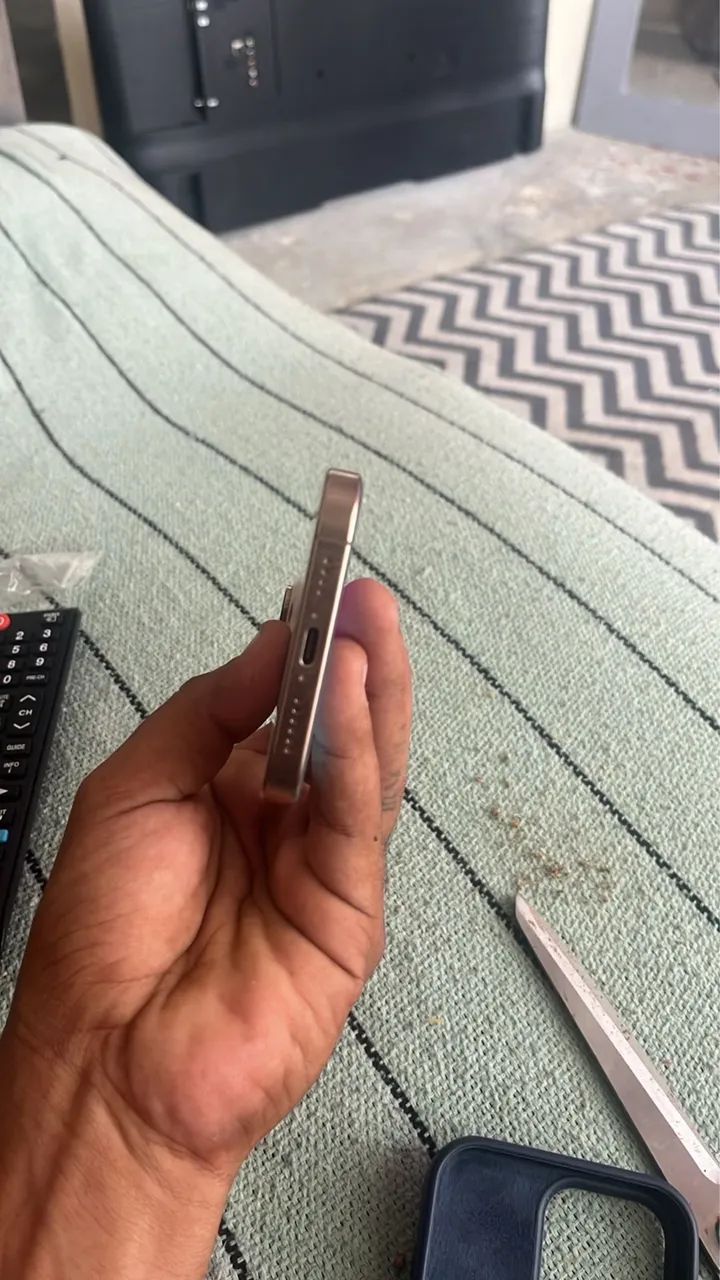 iPhone 16 pro max 256gb 93% bateria  - Foto 5