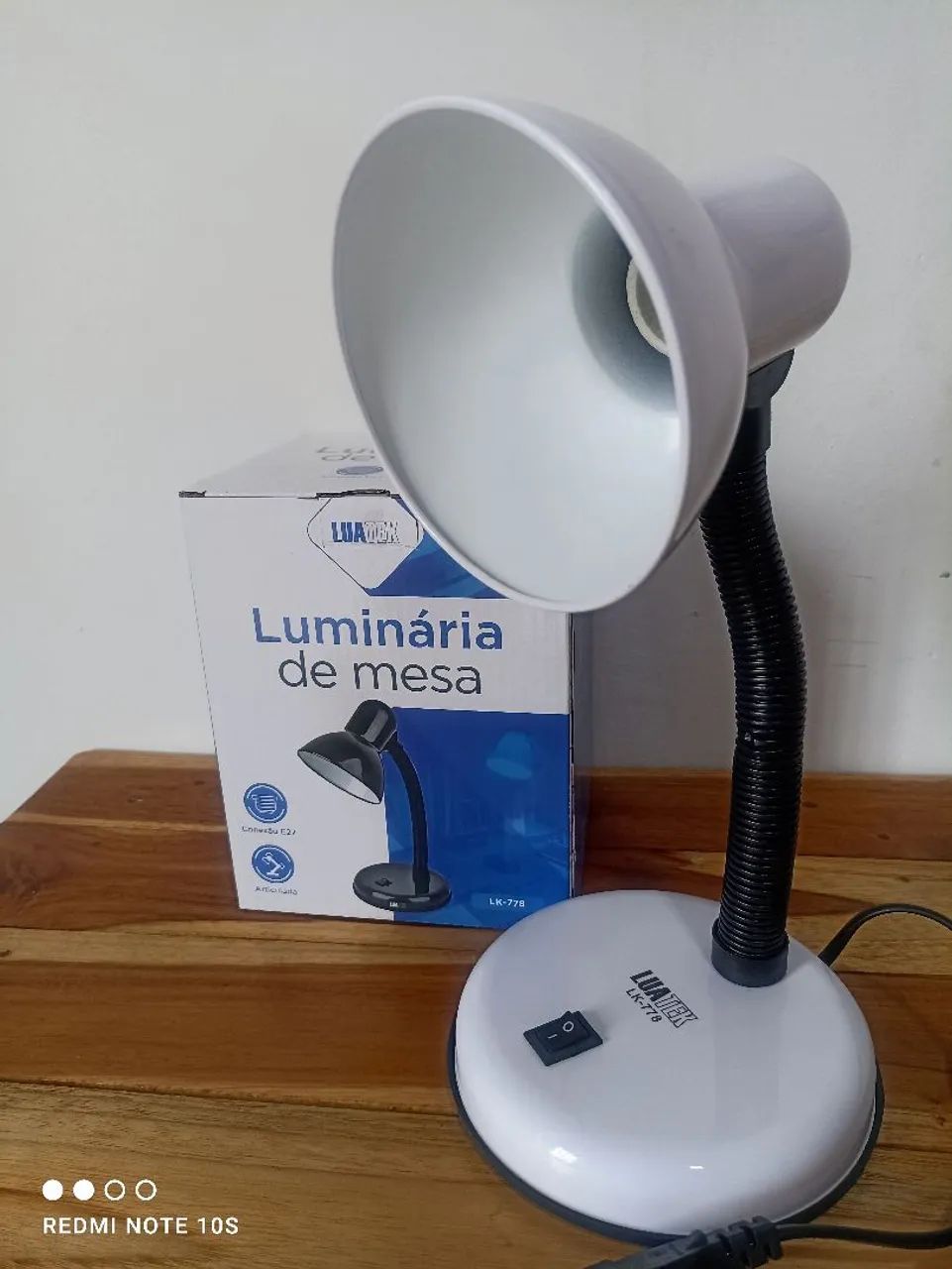 Luminária de mesa com haste ajustável  / SUPER PROMOÇÃO  - Foto 2