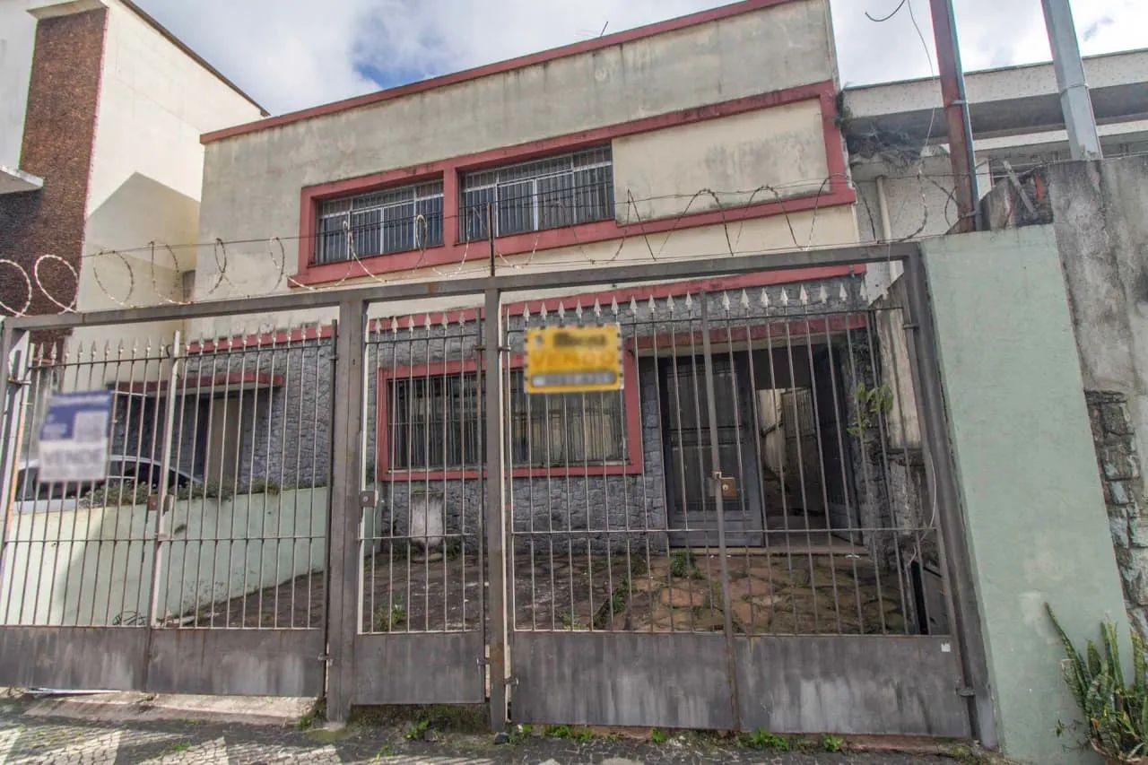 Casa comercial na Rua Vasconcelos Drumond, 326  550 m²