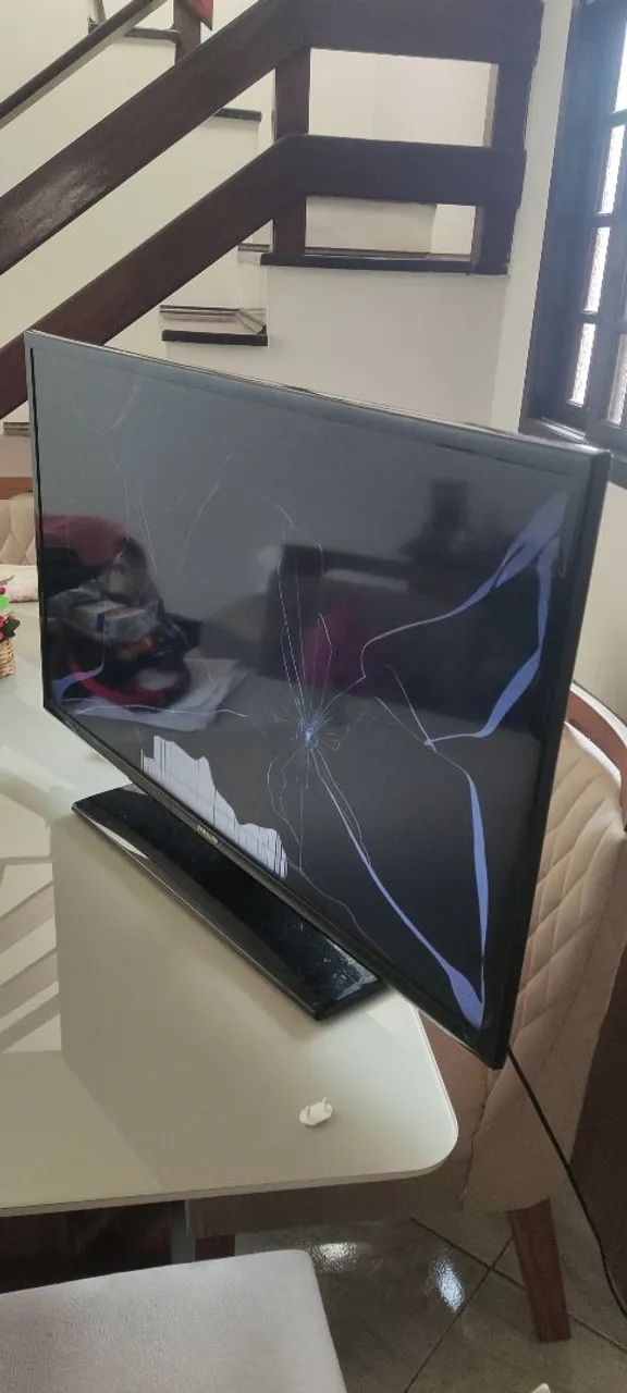 Tv Led Full HD 39" Samsung - Foto 3