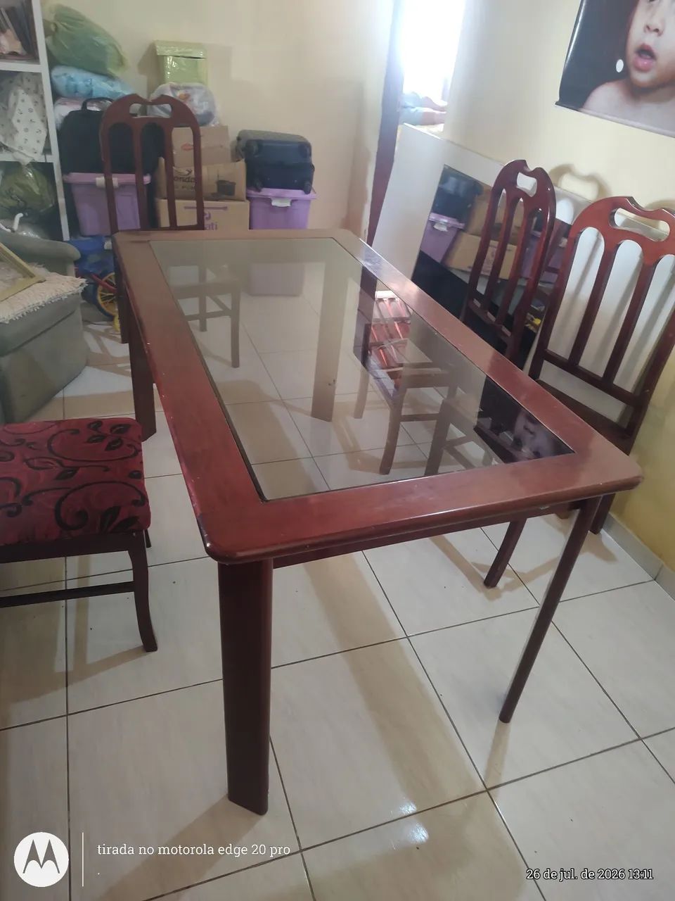 Mesa em madeira tampo de vidro - Foto 2