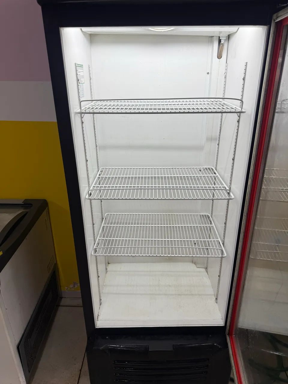 Expositor de Refrigerante Refrigel - Foto 5