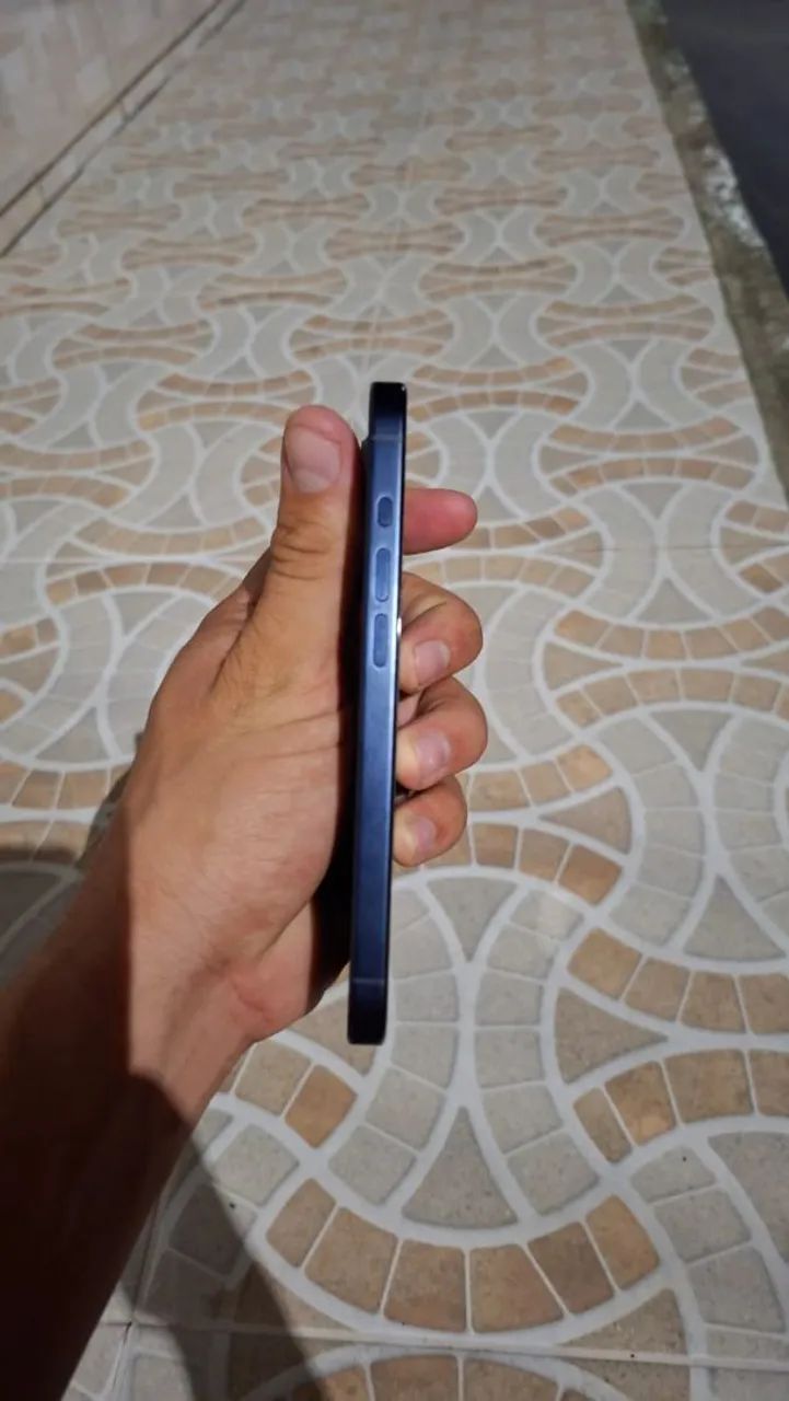 iPhone 15 pro 128gb - Foto 4