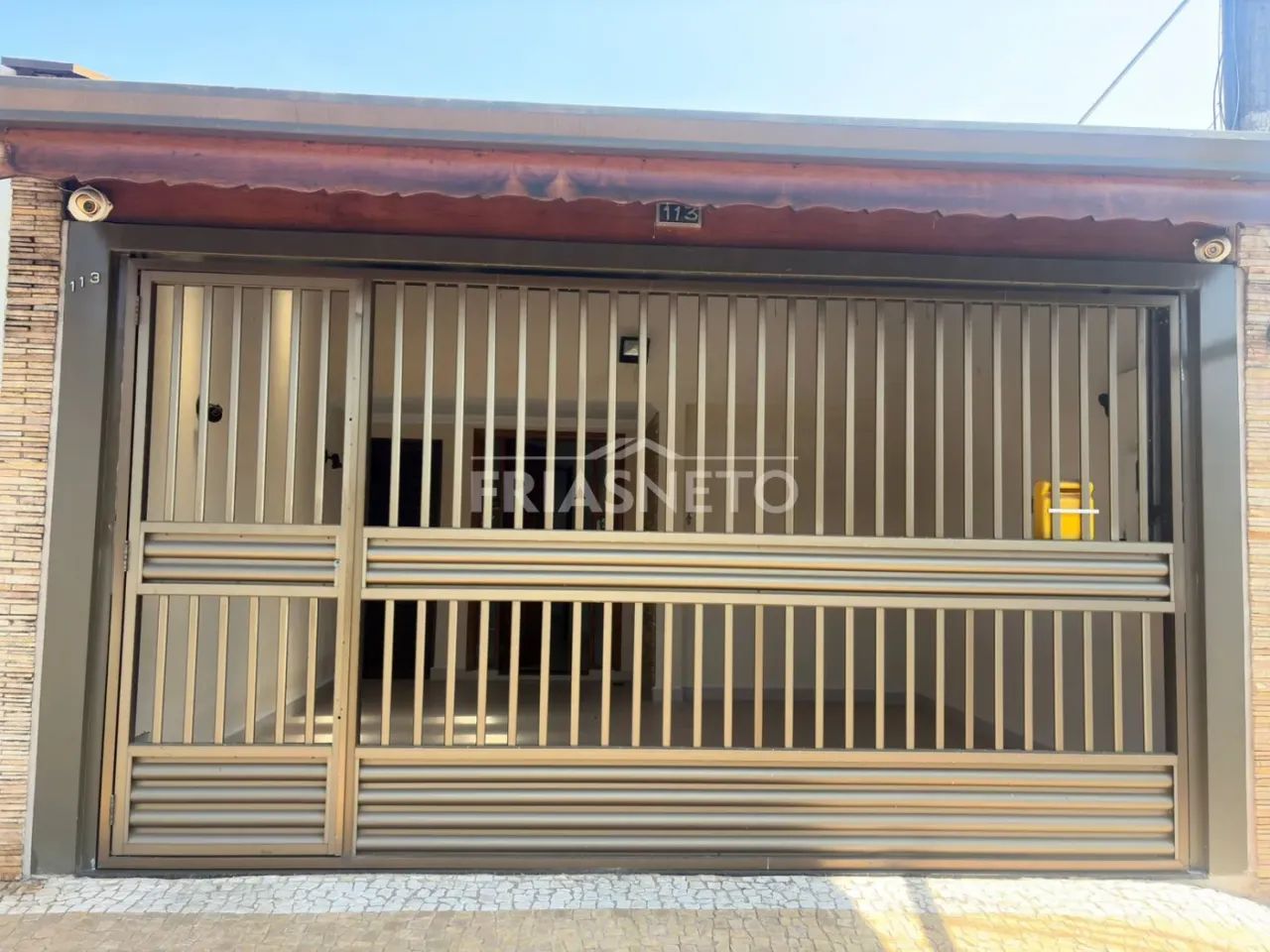 Casa Com Suite No Bairro Petropolis