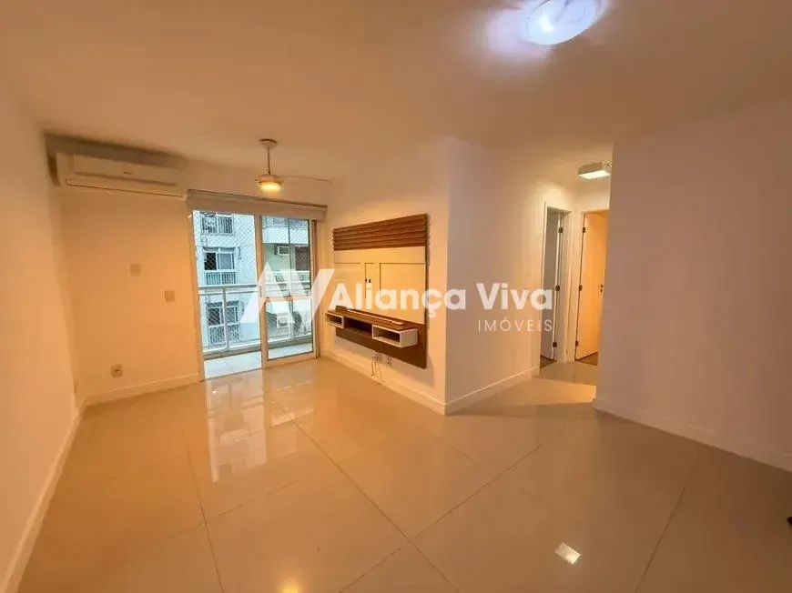 Botafogo | Apartamento 2 quartos, sendo 1 suite