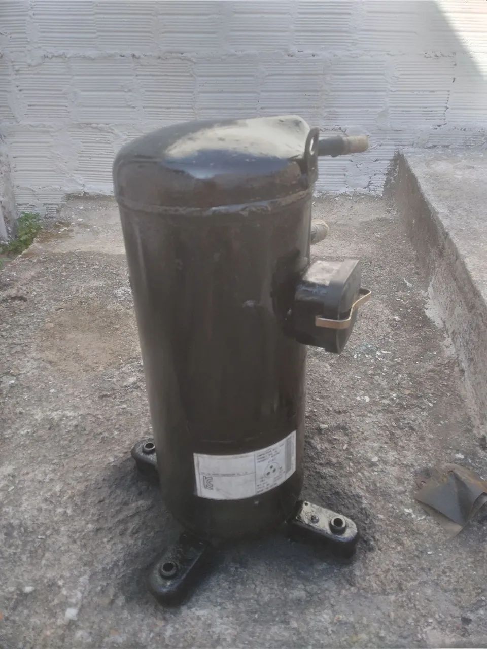 Compressor trifásico 60000Btus  - Foto 3