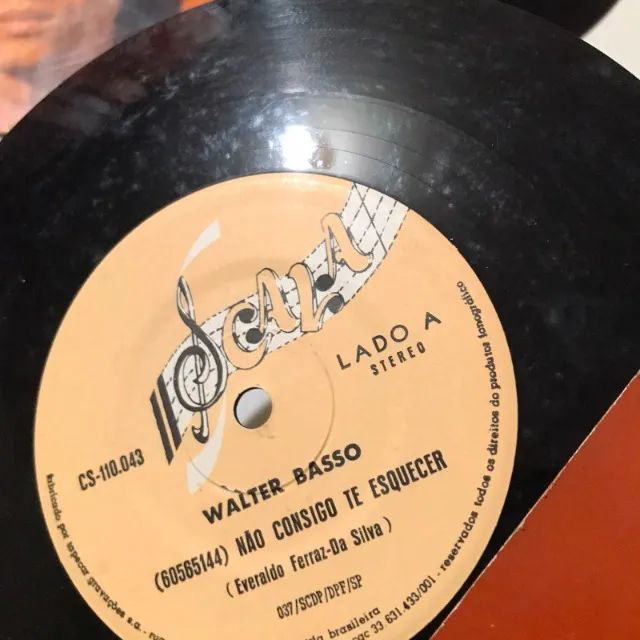disco de vinil compacto Walter basso brega rock - Foto 4