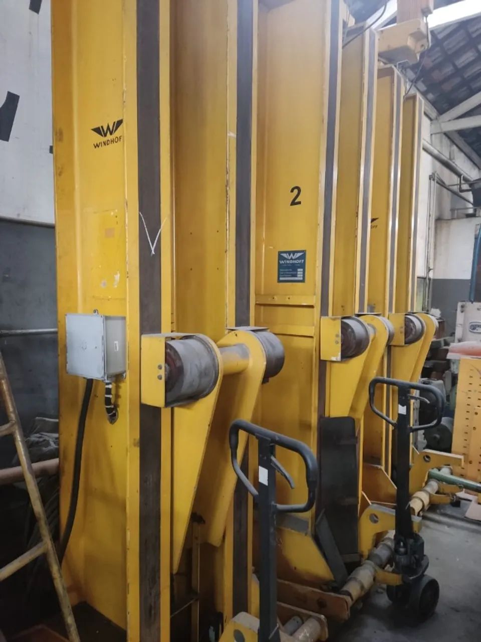 MACACOS ELETROMECÂNICOS FERROVIÁRIOS WINDHOFF 25 TON - Foto 2
