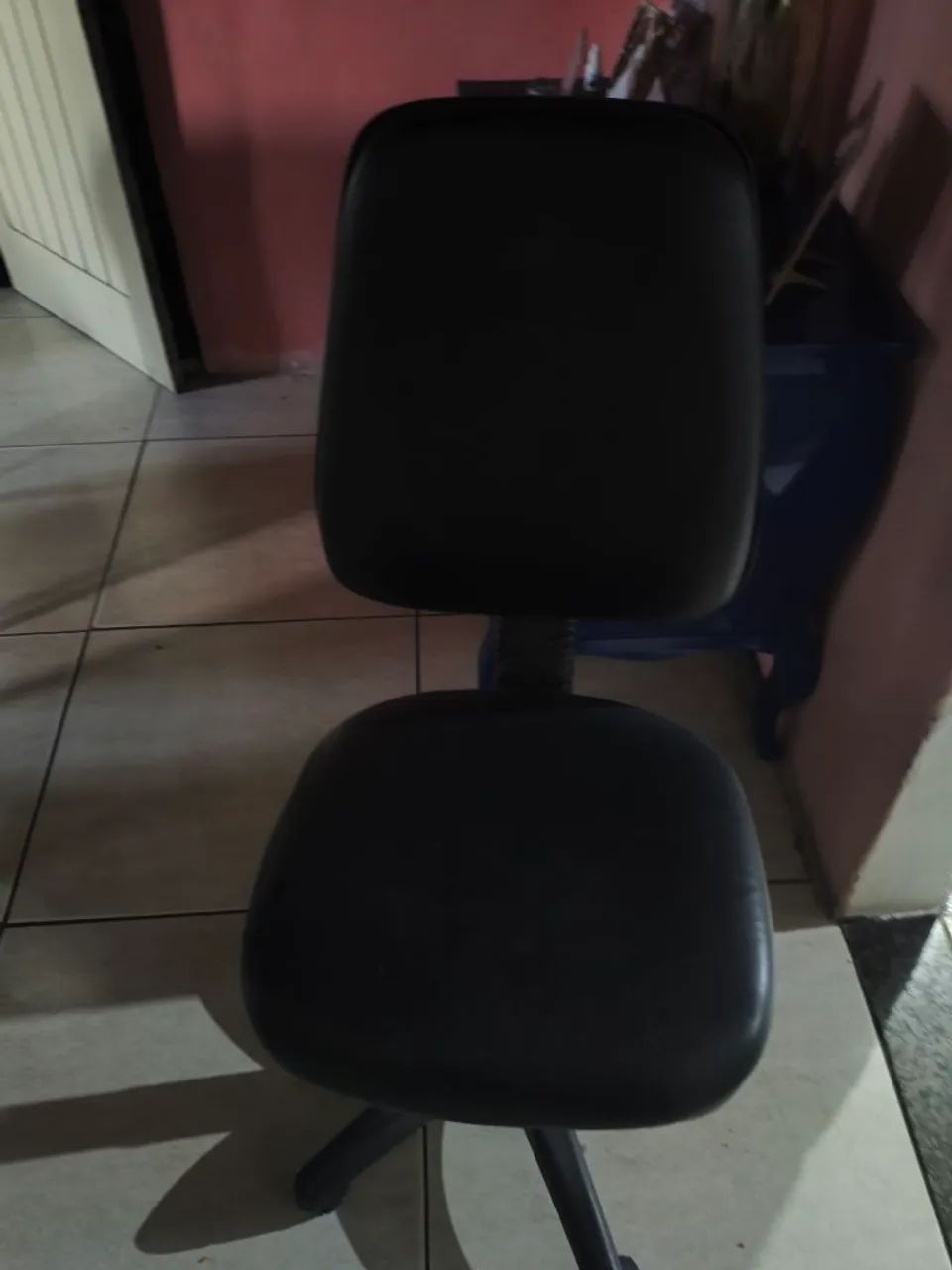 Cadeira de escritório giratória  - Foto 2