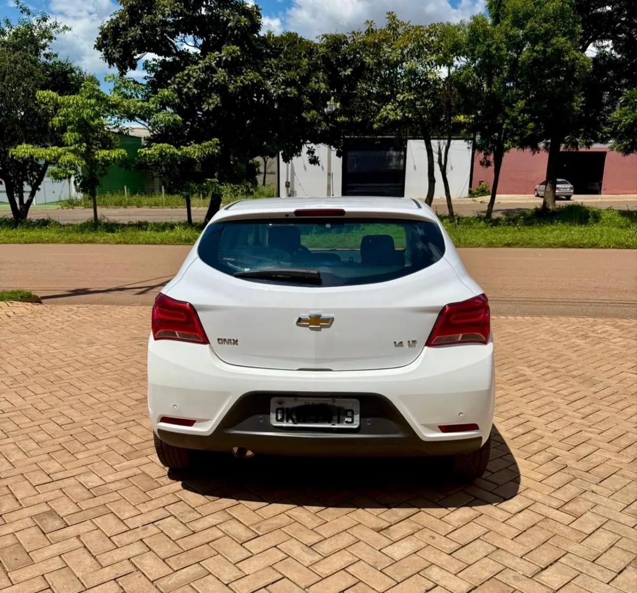 Chevrolet Onix Hatch LT 1.4 8V Flex Mec. 4P 2019 - Foto 5