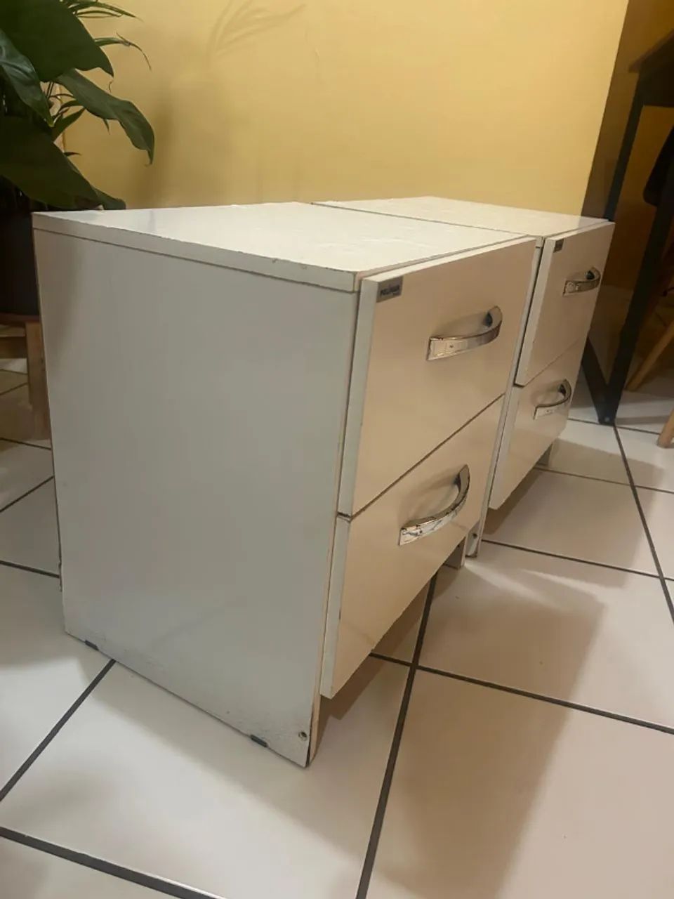 2 Mesas de Cabeceira - Foto 3