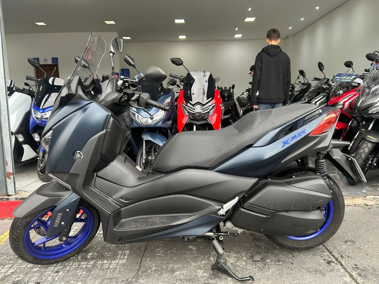 Yamaha Xmax 250 Ano 2023 - Foto 2