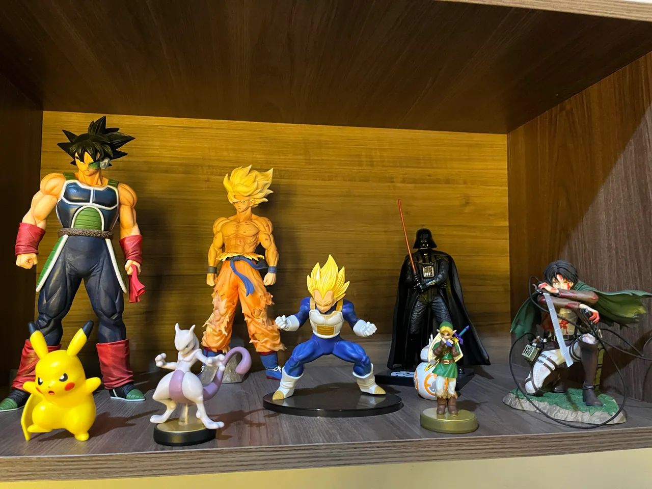 34 Action Figures (Dragon Ball, Star Wars, Pokémon, Super Mario, etc.)
