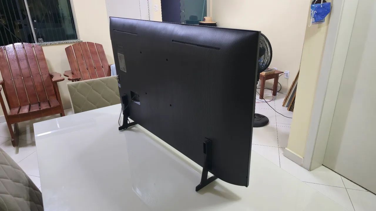 Smart TV Samsung 43" UHD 4K UN43DU7700GXZD - Foto 4
