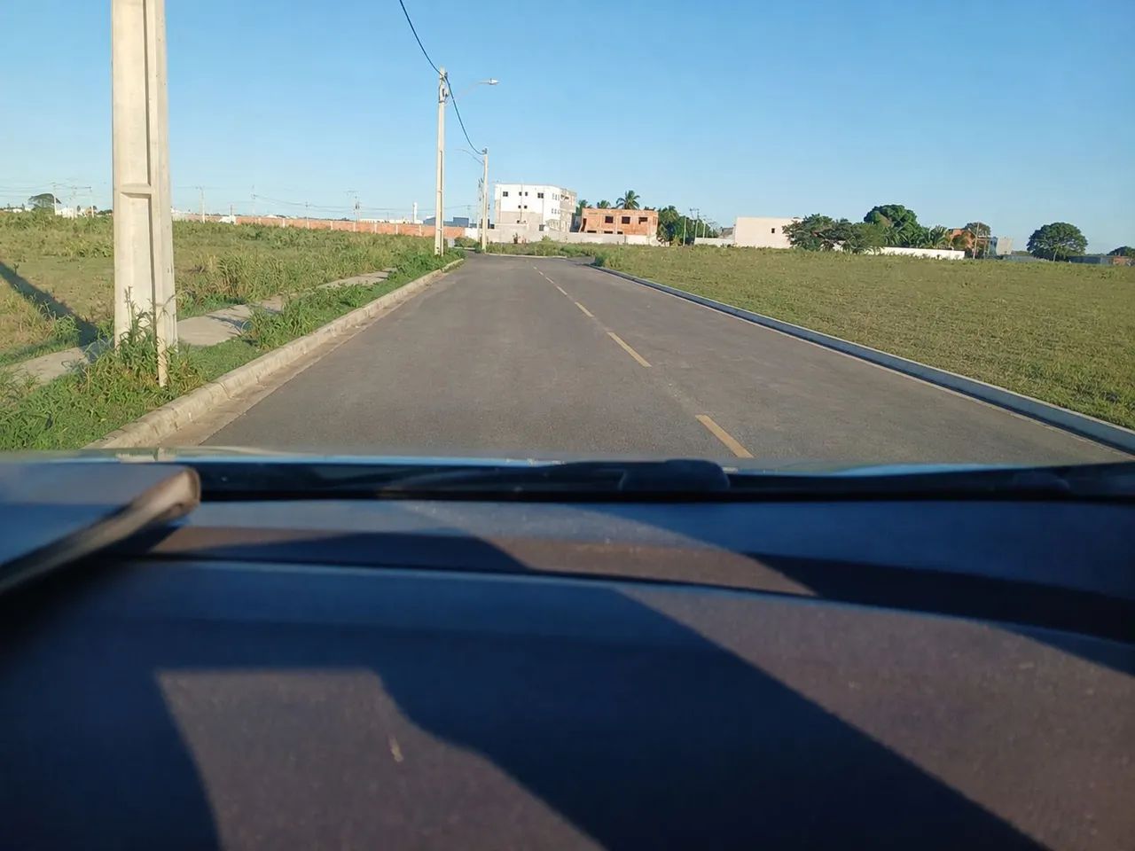 Vendo ou Troco por carro de valor compatível. - Foto 2