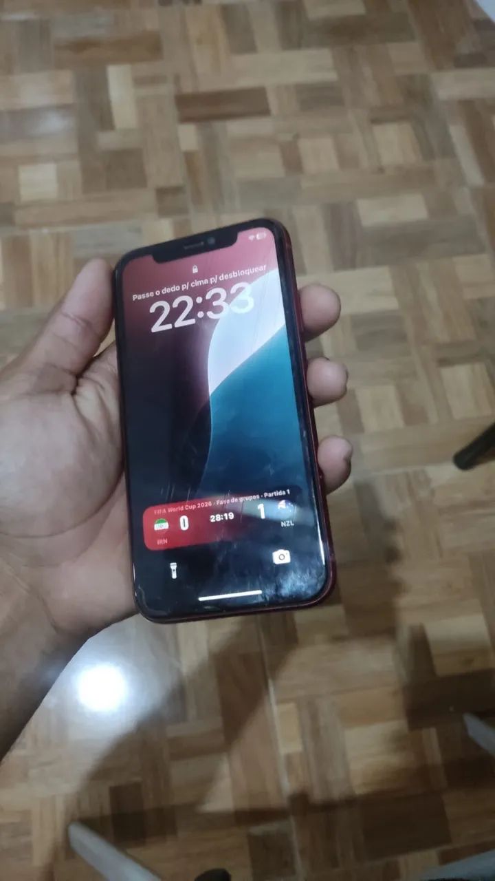 Vendo ou troco iPhone XR  - Foto 2