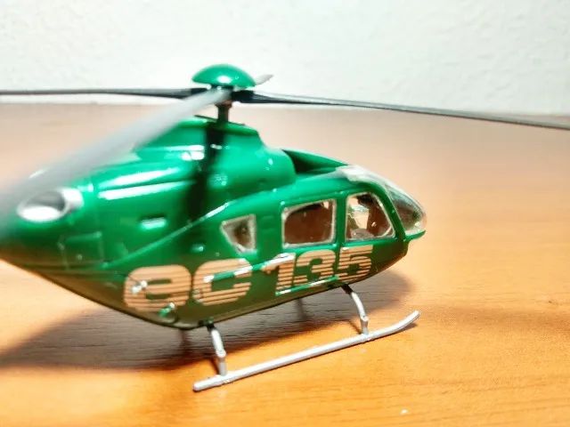 Miniatura Helicóptero EC-135 1/87 - Foto 4