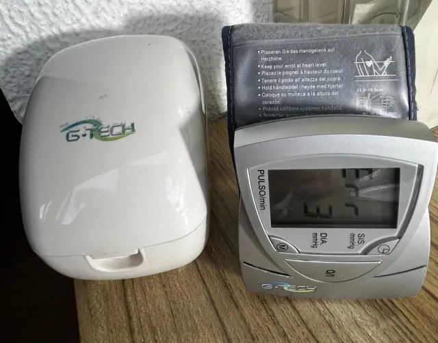 Aparelho de pressão G-Tech de pulso