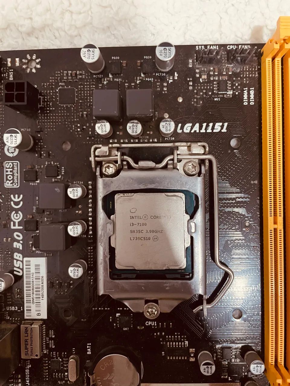 Intel Core i3 Processor, 7th Generation466472844636999680