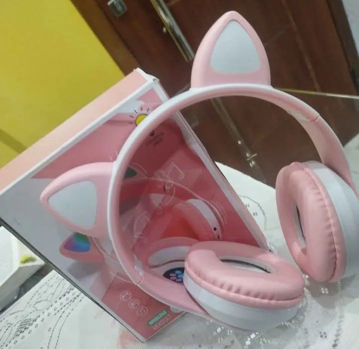Headphone Bluetooth com orelhas de gato - Foto 2
