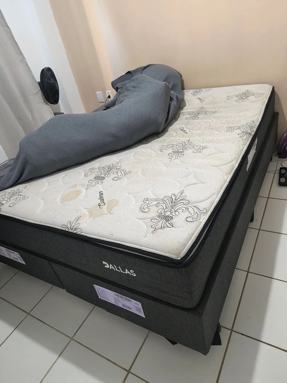 Cama box queen