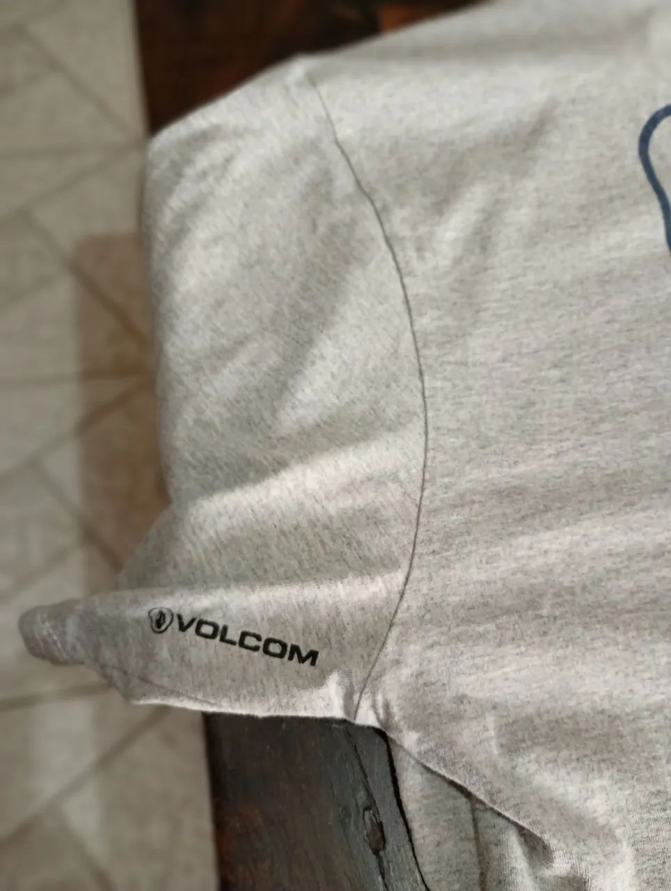 Camisetas da VOLCOM.  G - Foto 4