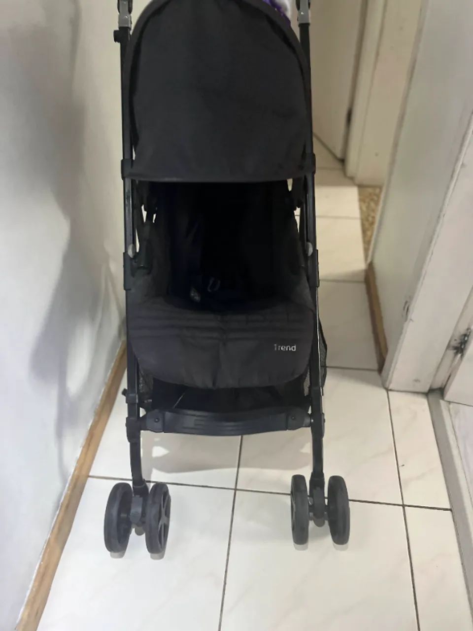Carrinho De Bebê Umbrella Trend Preto - Safety 1st - Foto 4