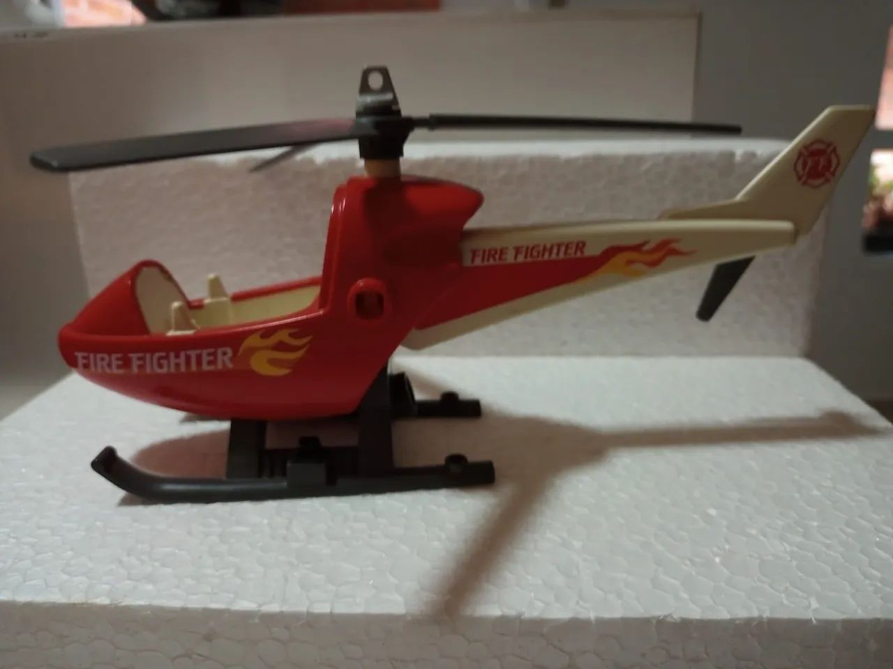 Helicóptero e Moto playmobil fire fighter - Foto 2