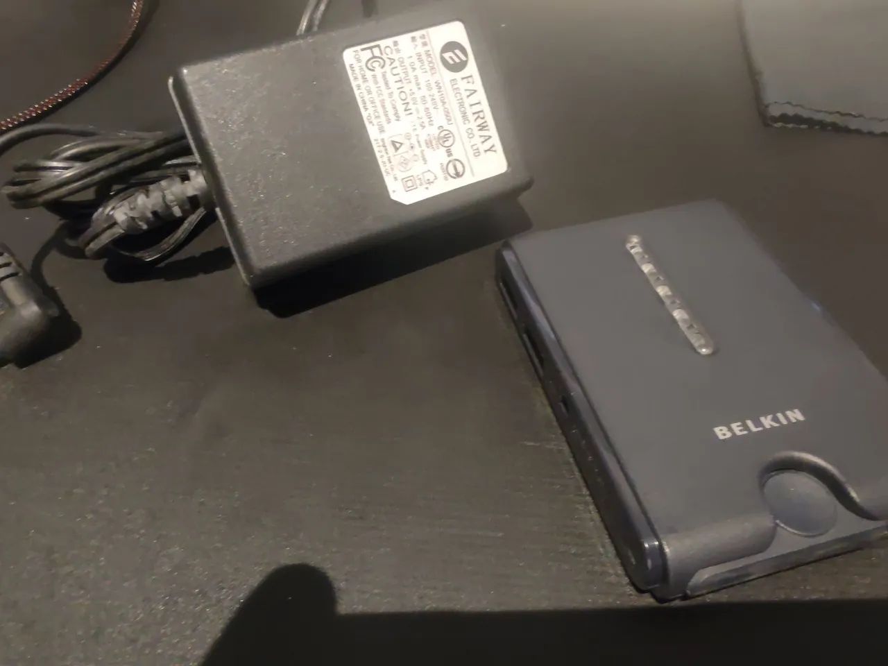 Hub usb Belkin com 4 portas e fontes para periféricos de carga maior
