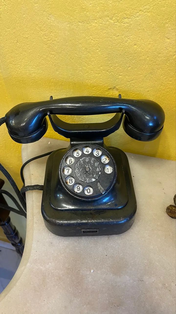 Lindo telefone antigo de 1934