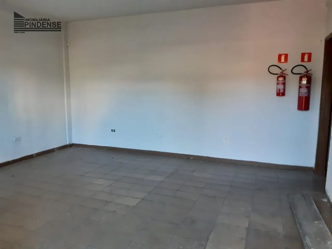 Sala em Jardim Rosely - Pindamonhangaba, SP - Foto 4