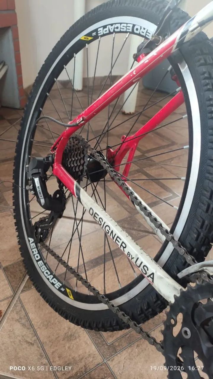 Bicicleta aro 26 quadro de aluminio  - Foto 3