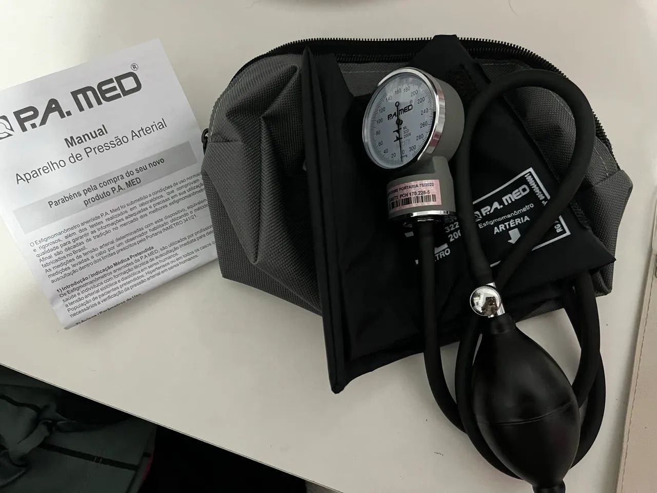 Esfigmomanômetro P.A. MED Adulto Nylon com Fecho - Novo - Foto 2