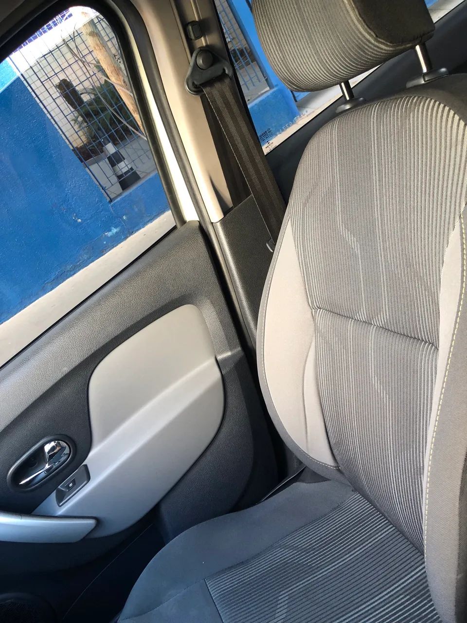 Renault Logan Expression Flex 1.0 12V 4P 2018 - Foto 5
