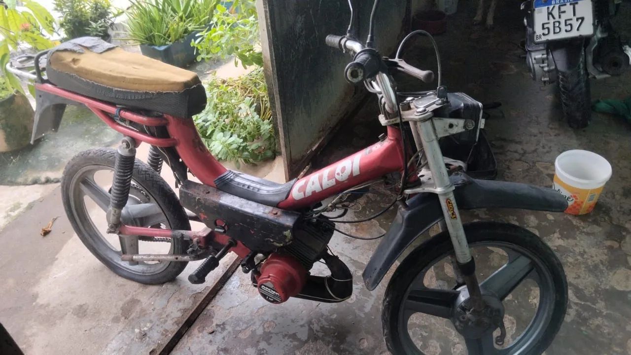 Bicicleta elétrica marca Caloi vermelha  - Foto 4