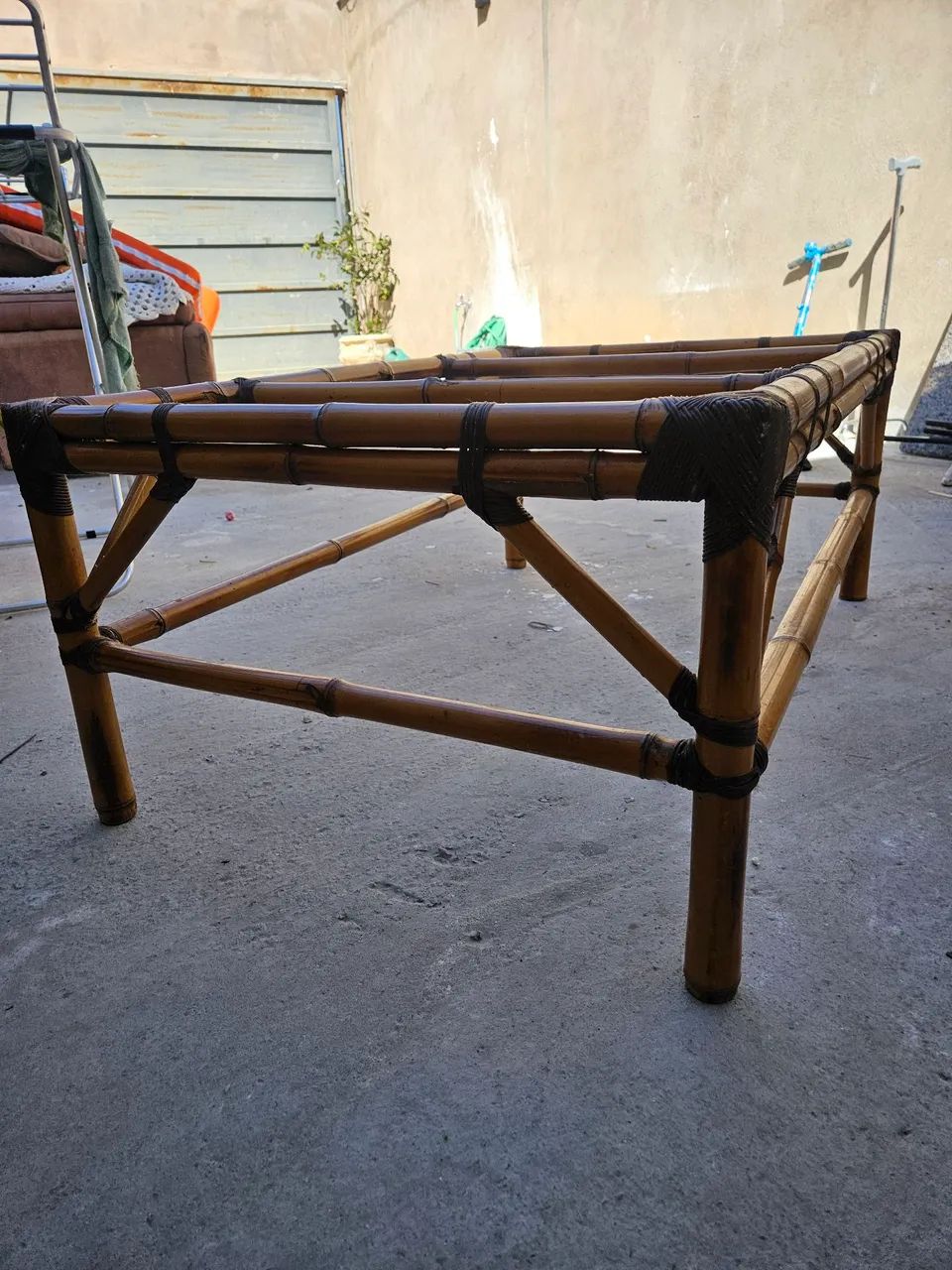 Mesa de centro de bambu